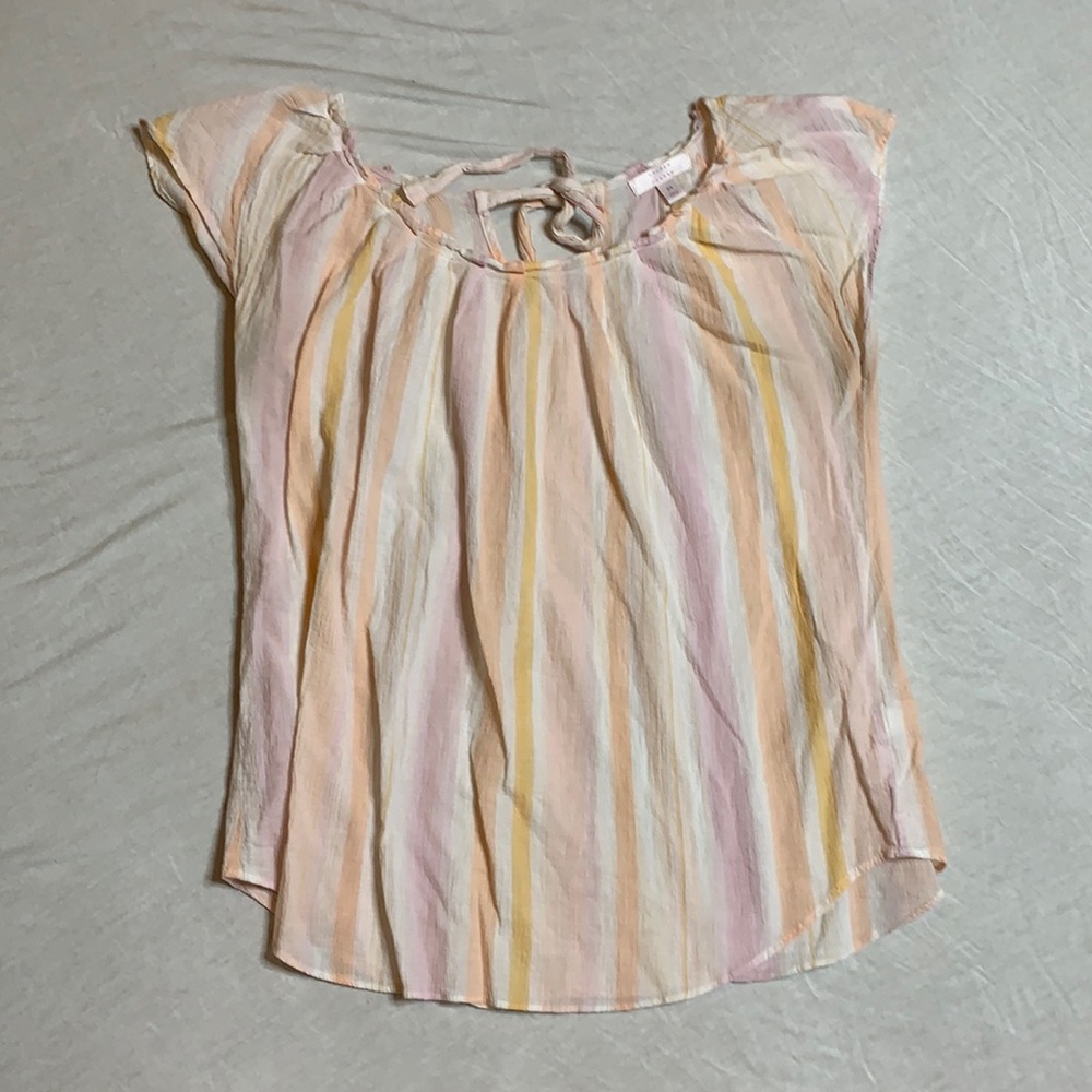 Lauren Conrad top